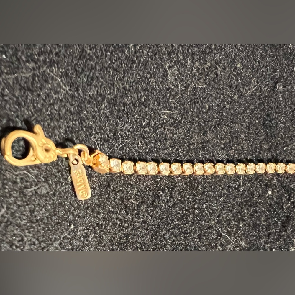 Necklace and bracelet set